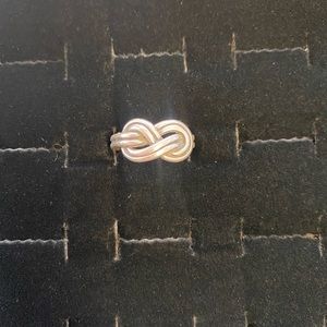 James Avery RARE discontinued ring